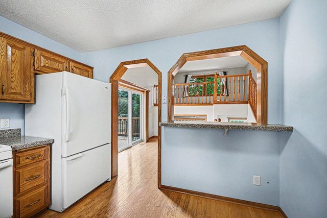 9340 Jarrod Avenue S, Cottage Grove, MN 55016