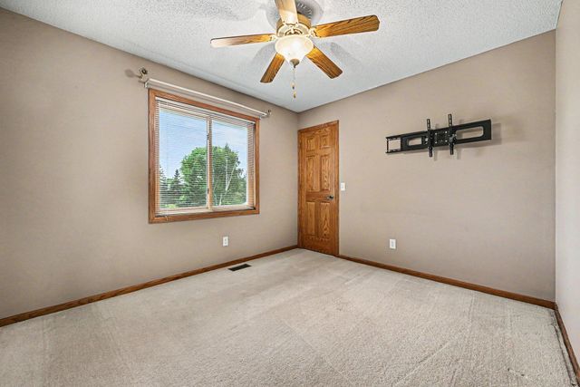 9340 Jarrod Avenue S, Cottage Grove, MN 55016