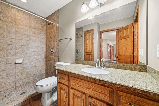 9340 Jarrod Avenue S, Cottage Grove, MN 55016