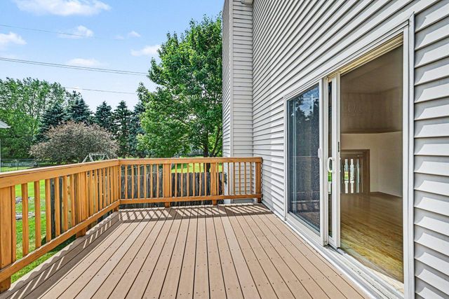 9340 Jarrod Avenue S, Cottage Grove, MN 55016