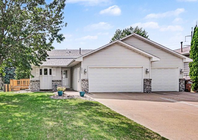 9340 Jarrod Avenue S, Cottage Grove, MN 55016