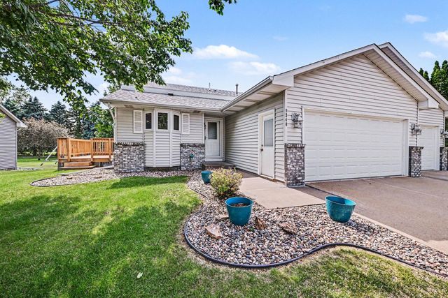 9340 Jarrod Avenue S, Cottage Grove, MN 55016