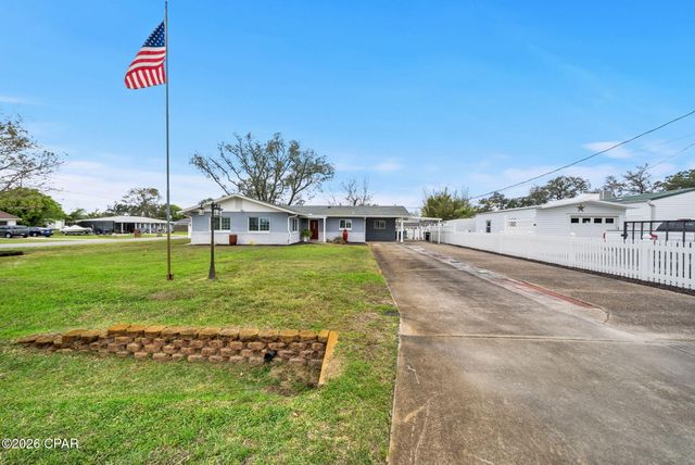 2727 Michigan Avenue, Panama City, FL 32405