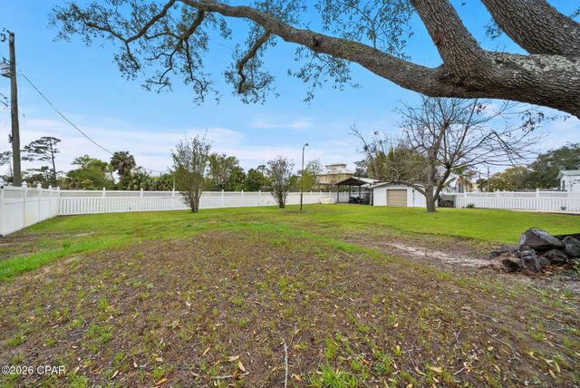 2727 Michigan Avenue, Panama City, FL 32405