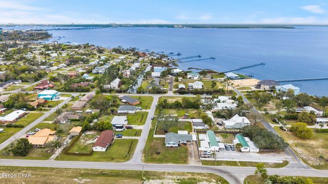 2727 Michigan Avenue, Panama City, FL 32405