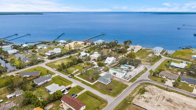 2727 Michigan Avenue, Panama City, FL 32405
