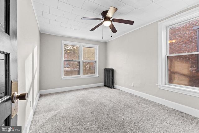 2143 LOGAN ST, Harrisburg, PA 17110