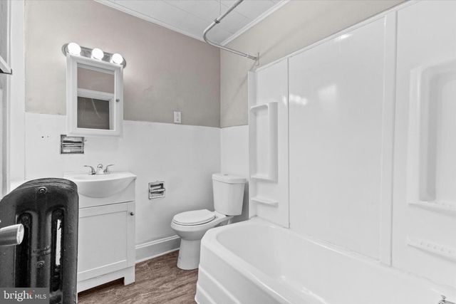 2143 LOGAN ST, Harrisburg, PA 17110