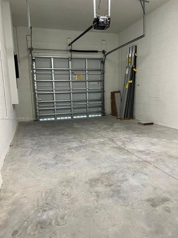 1765 SE 7th Ter, Homestead, FL 33034