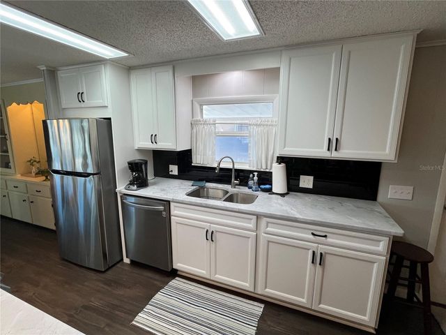 837 JOLANDA CIRCLE, Venice, FL 34285