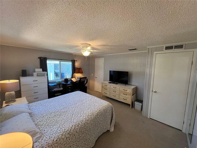 837 JOLANDA CIRCLE, Venice, FL 34285