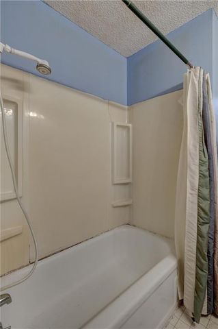 5545 Fountain Road, Joplin, MO 64801