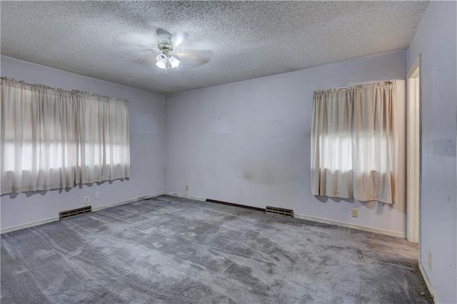 5545 Fountain Road, Joplin, MO 64801