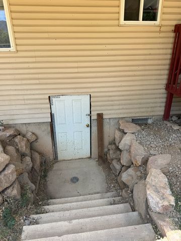 104 S PINGREE, Ogden, UT 84404