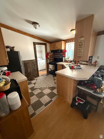 104 S PINGREE, Ogden, UT 84404