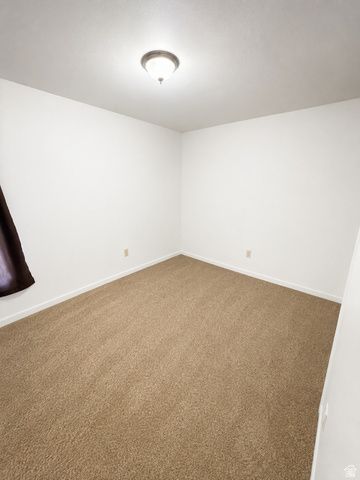 104 S PINGREE, Ogden, UT 84404