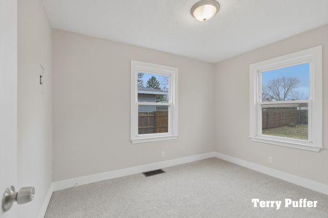 825 Stevens Street, Muskegon, MI 49442