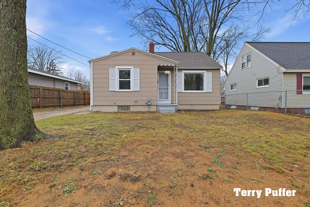 825 Stevens Street, Muskegon, MI 49442