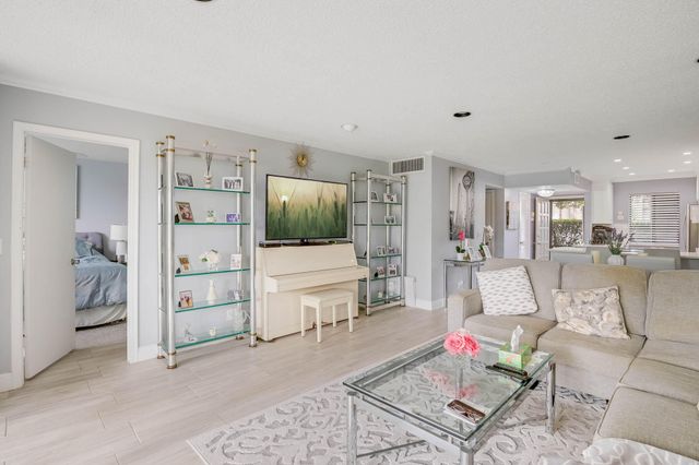 4130 Tivoli Court 103, Lake Worth, FL 33467