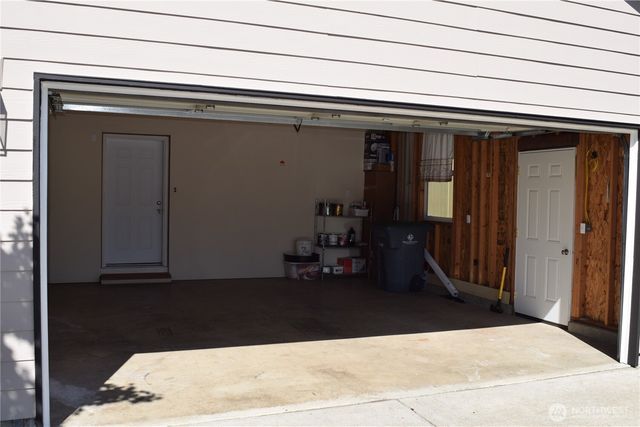92 Sunset Meadows Lane, Port Hadlock, WA 98339