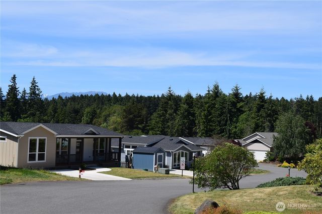 92 Sunset Meadows Lane, Port Hadlock, WA 98339