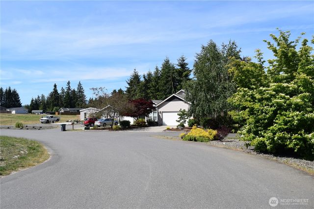 92 Sunset Meadows Lane, Port Hadlock, WA 98339
