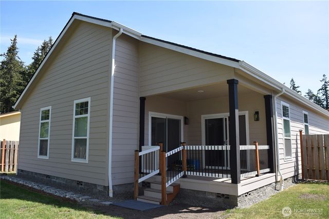 92 Sunset Meadows Lane, Port Hadlock, WA 98339