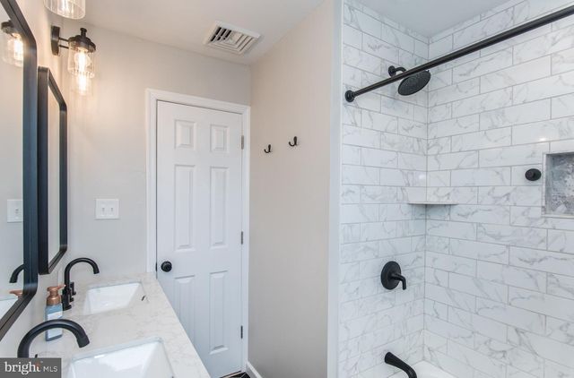1007 HILARY AVE, Croydon, PA 19021