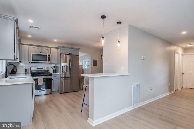 1007 HILARY AVE, Croydon, PA 19021