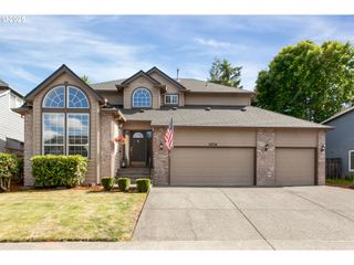 16716 Nw PADDINGTON Dr, Beaverton, OR 97006