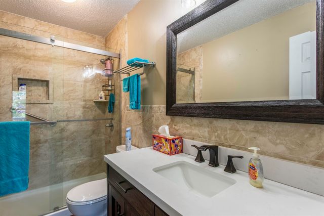 51 Winnebago Drive, Cherokee Village, AR 72529