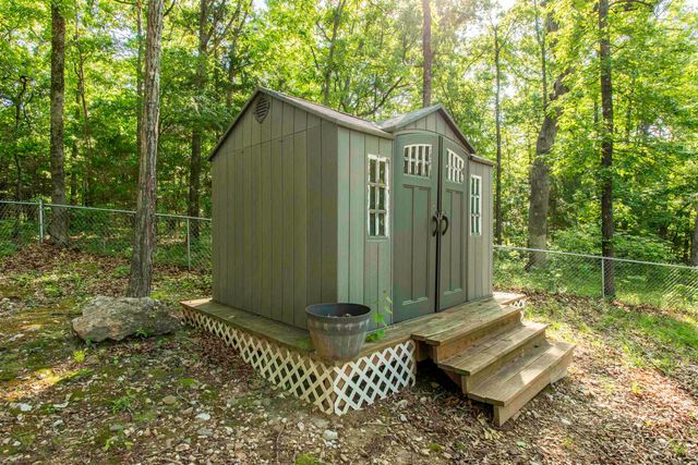 51 Winnebago Drive, Cherokee Village, AR 72529