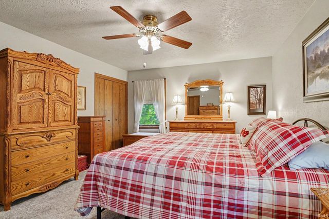 10416 State Road 120, Middlebury, IN 46540