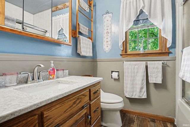 10416 State Road 120, Middlebury, IN 46540