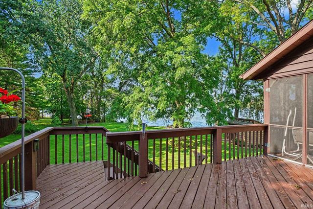 10416 State Road 120, Middlebury, IN 46540