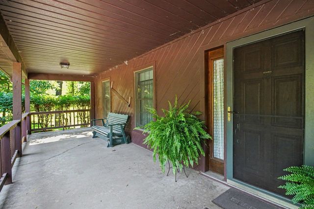10416 State Road 120, Middlebury, IN 46540