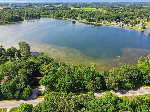 10416 State Road 120, Middlebury, IN 46540