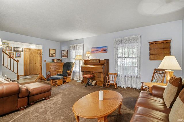10416 State Road 120, Middlebury, IN 46540