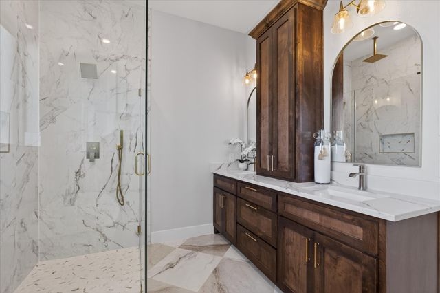 861 Alondrita Street, Celeste, TX 75423