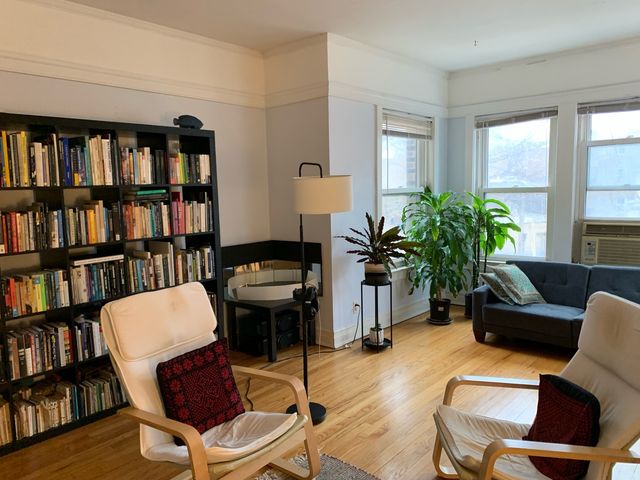 1319 W Early Avenue 2, Chicago, IL 60660