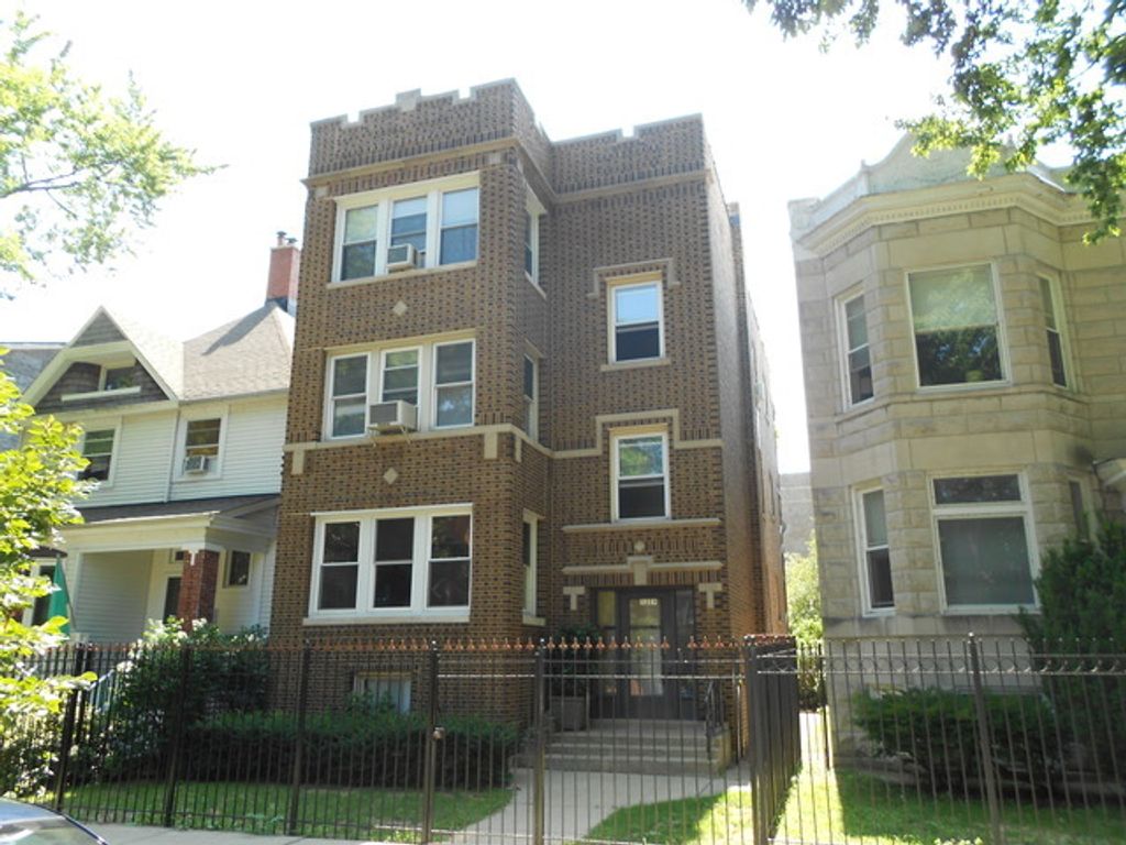 1319 W Early Avenue 2, Chicago, IL 60660