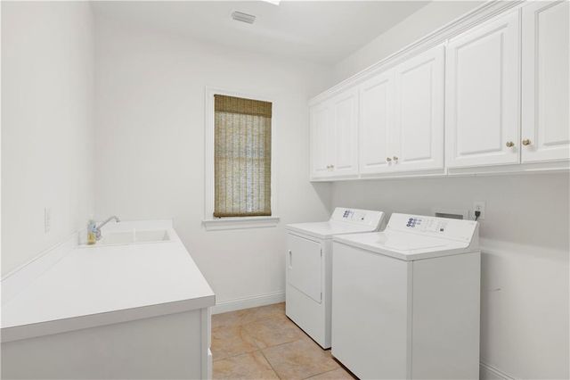 17030 Tennis Club Drive V-2B, Fairhope, AL 36532