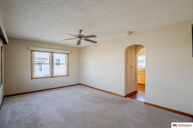 1136 N Garfield Street, Fremont, NE 68025