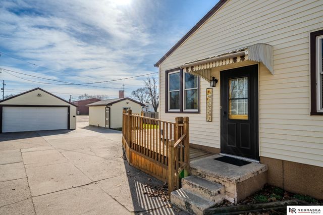 1136 N Garfield Street, Fremont, NE 68025