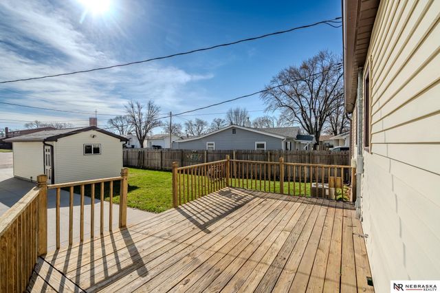 1136 N Garfield Street, Fremont, NE 68025