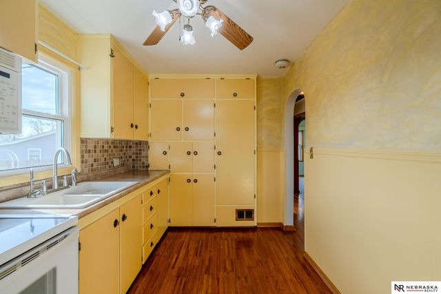 1136 N Garfield Street, Fremont, NE 68025