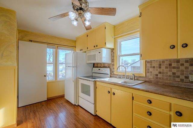 1136 N Garfield Street, Fremont, NE 68025