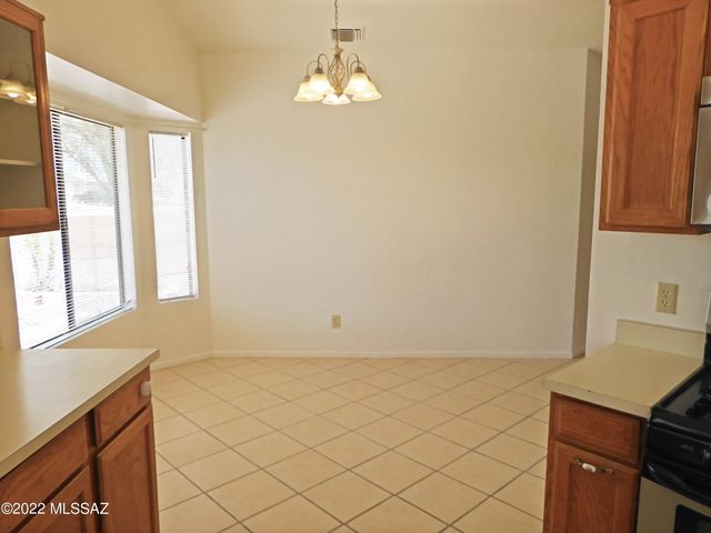 4776 W Rosebay Street, Tucson, AZ 85742