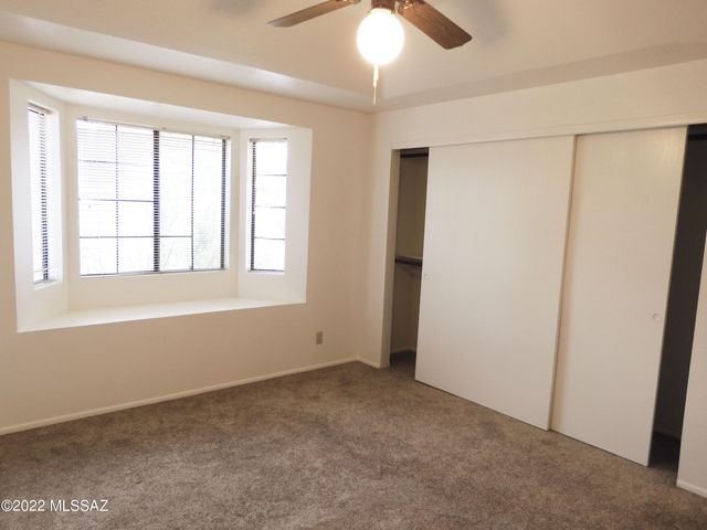 4776 W Rosebay Street, Tucson, AZ 85742