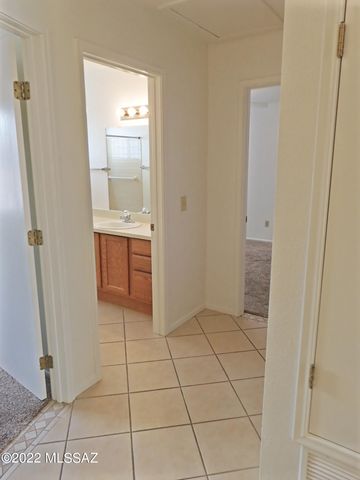 4776 W Rosebay Street, Tucson, AZ 85742